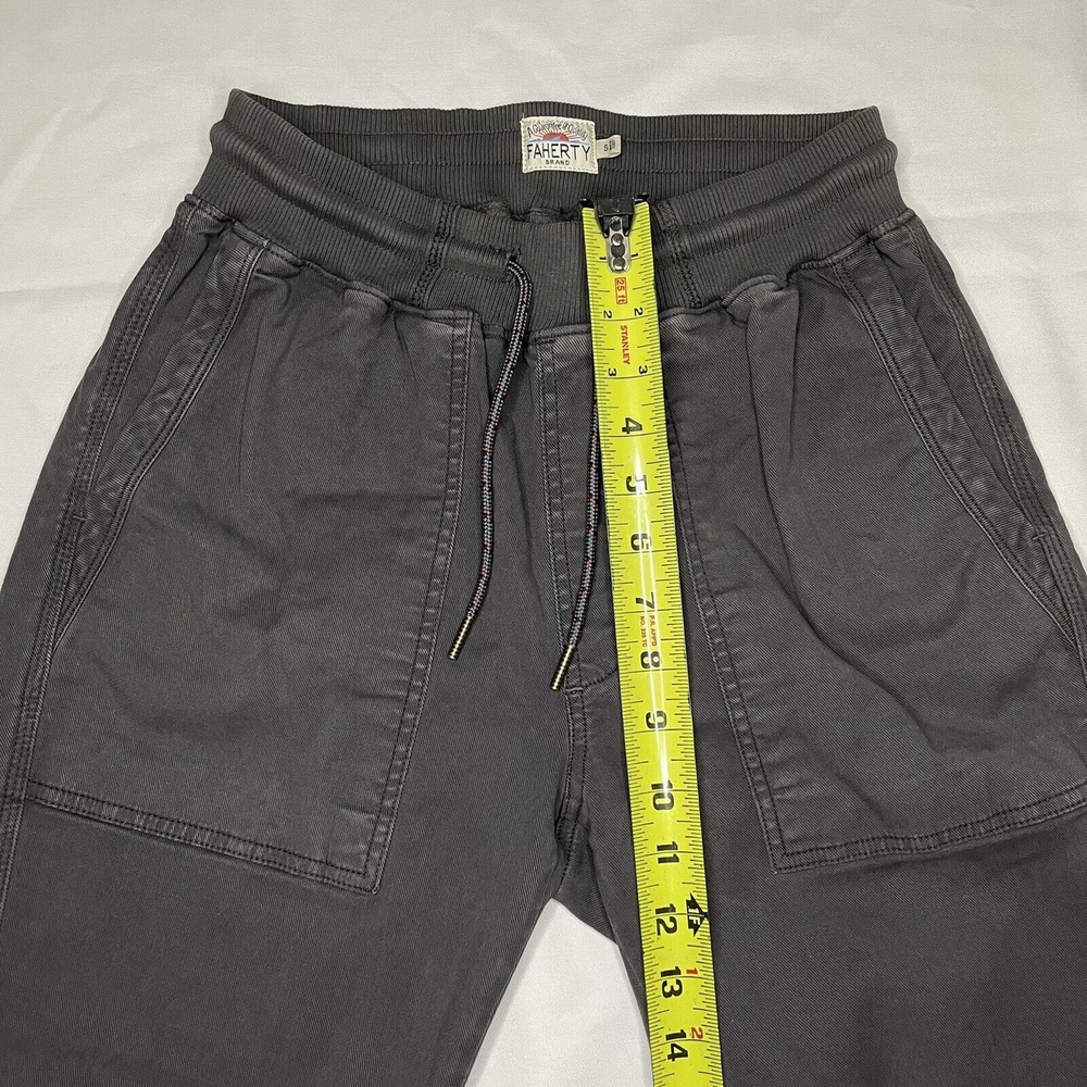 FAHERTY Brand Men's Traveler Pants Rugged Grey Size Small Drawstring Chino - Picture 4 of 9
